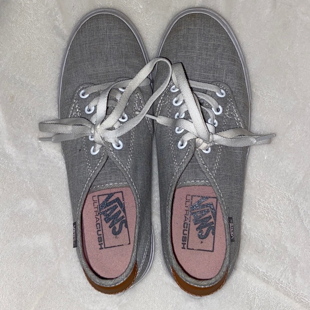 grey canvas vans